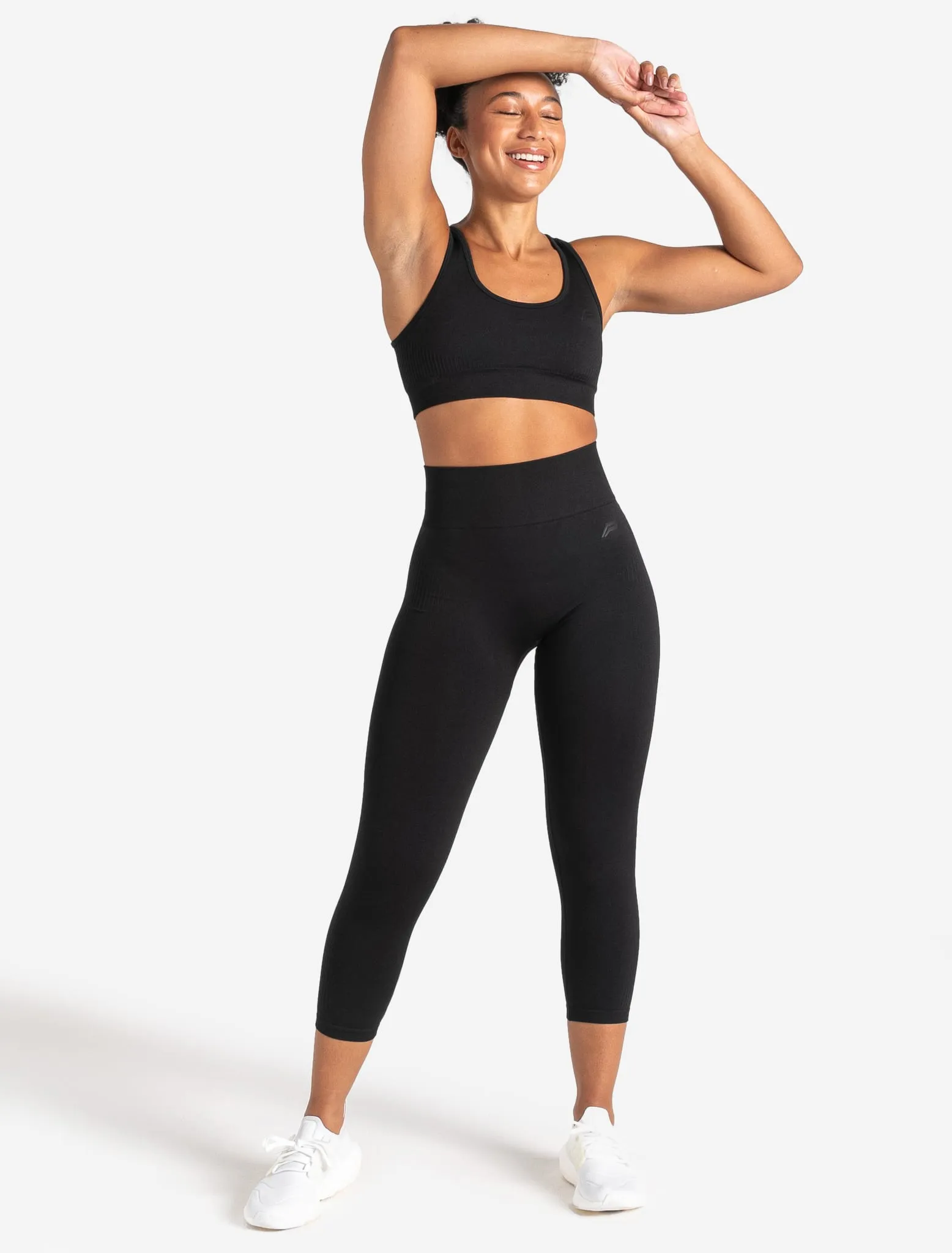 ADAPT 2.0 Seamless Sports Bra - Blackout