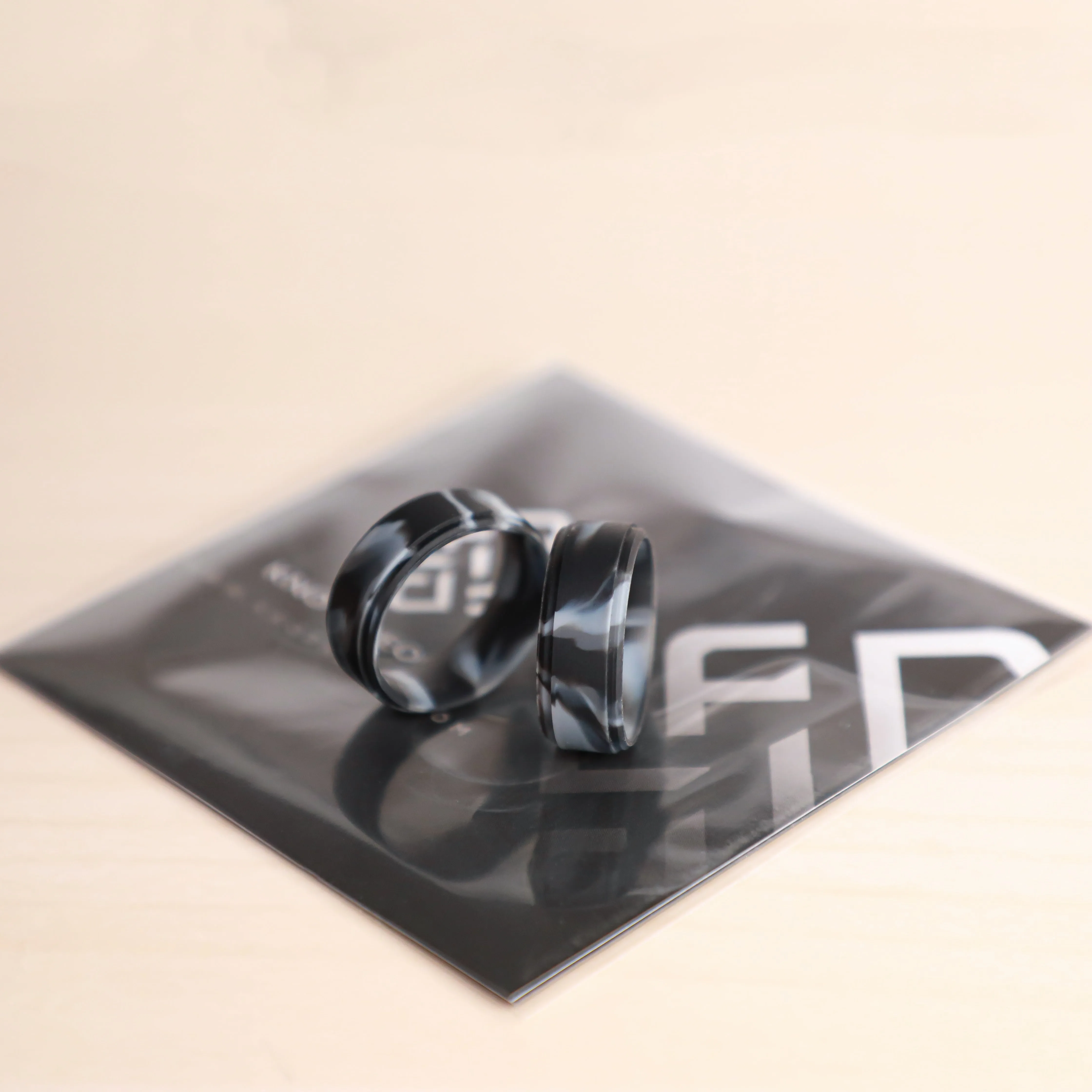 Black Marble Step Edge Breathable Silicone Ring for Men