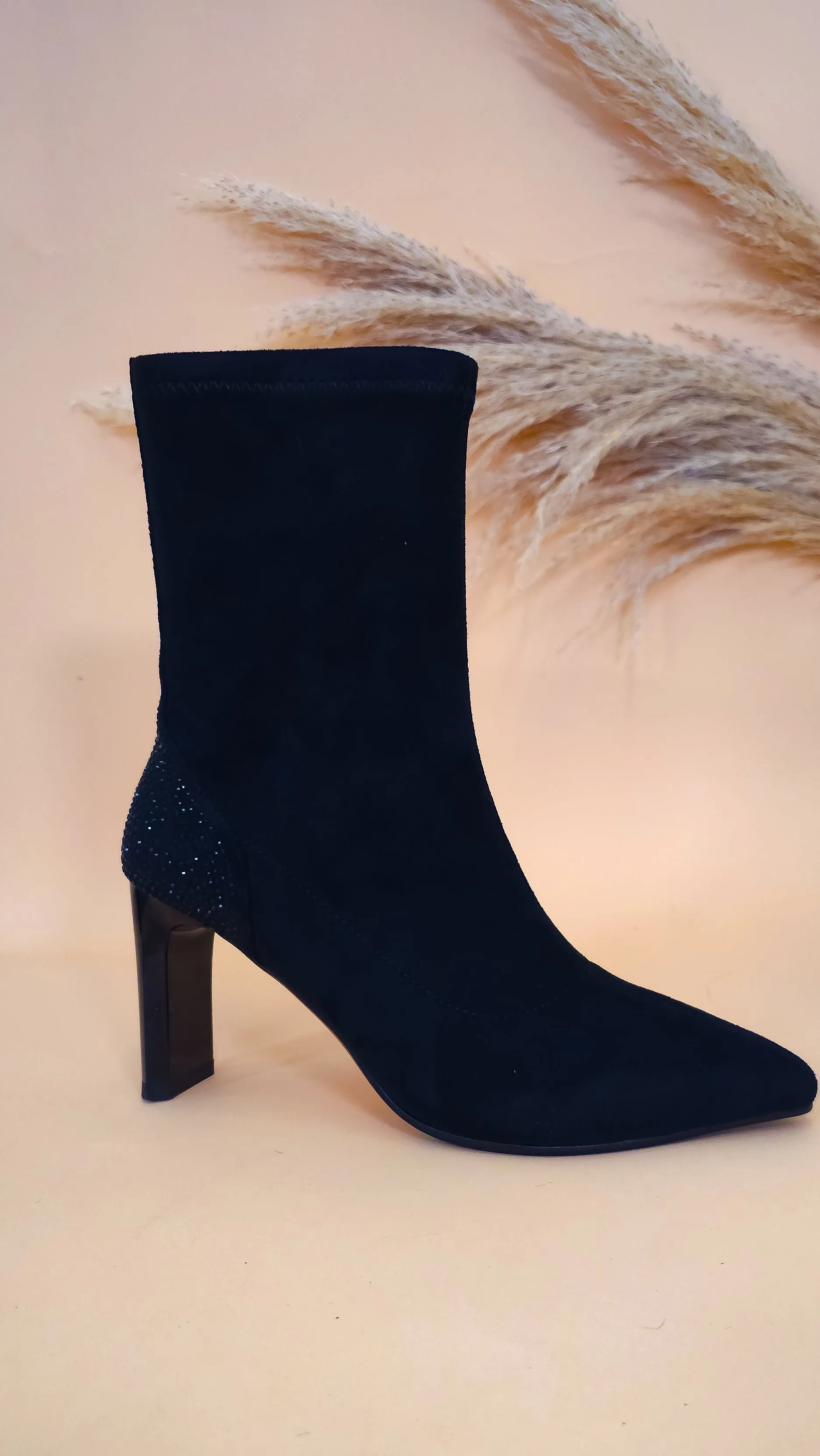 Fall To Pieces Boot- Vinyl
