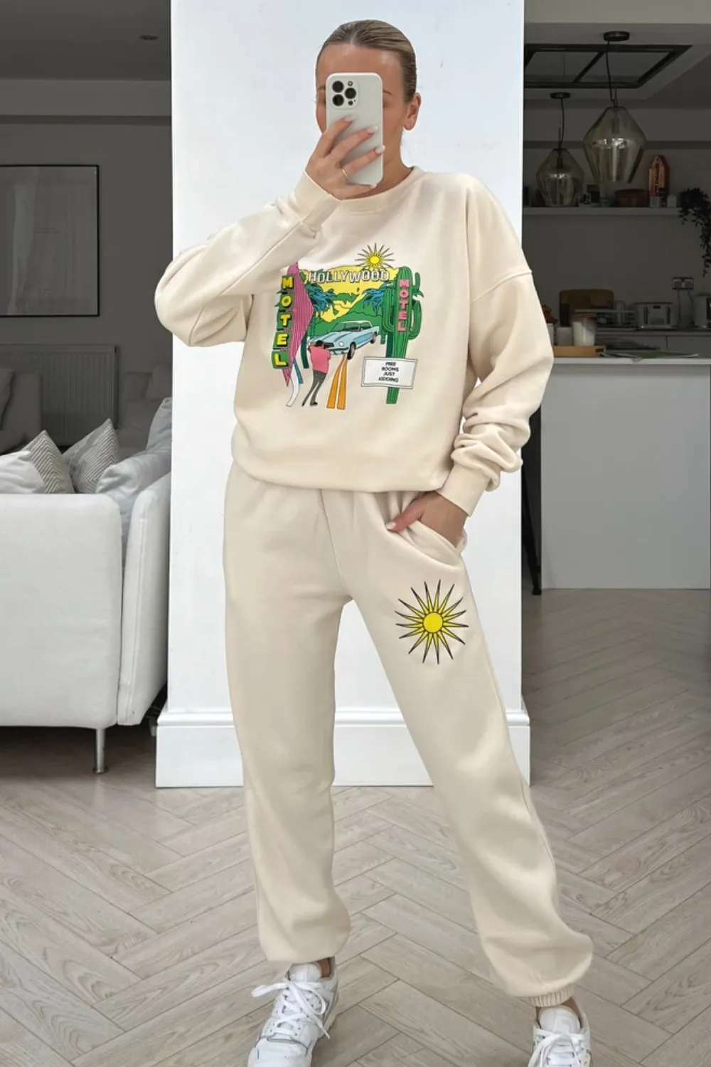 Hollywood ecru printed sweater loungewear set