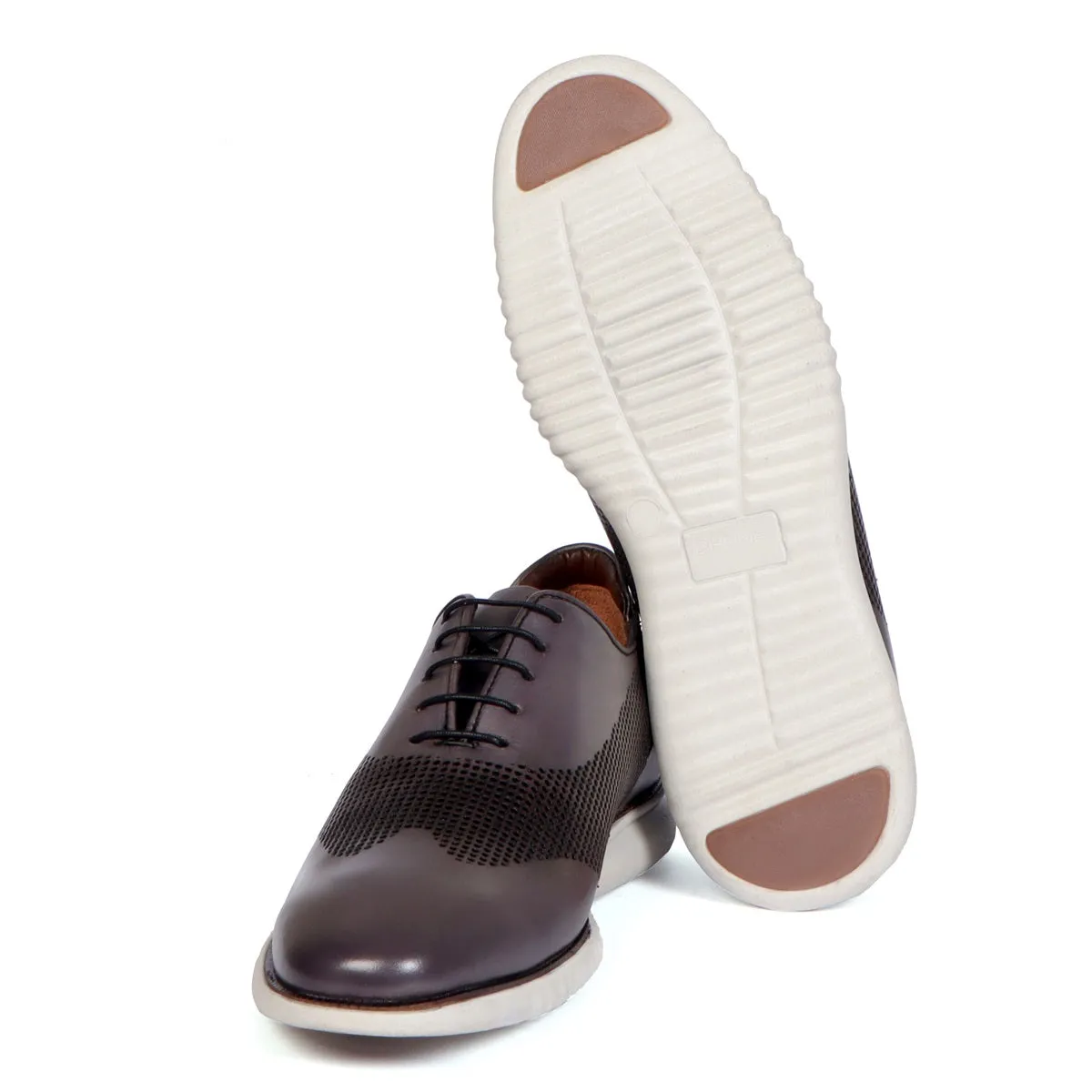 Light Weight Sole Sneakers with Contrasting Circular Etching Grey Whole Cut/One Piece Leather