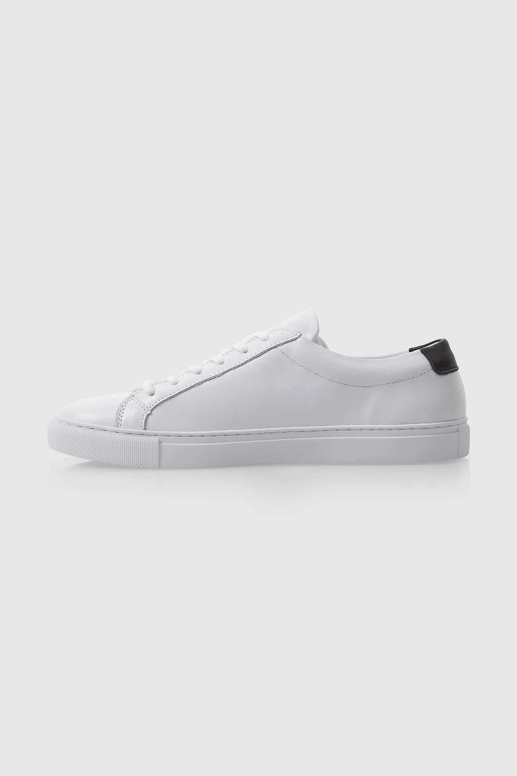 LOW TOPS - WHITE WITH BLACK TIP