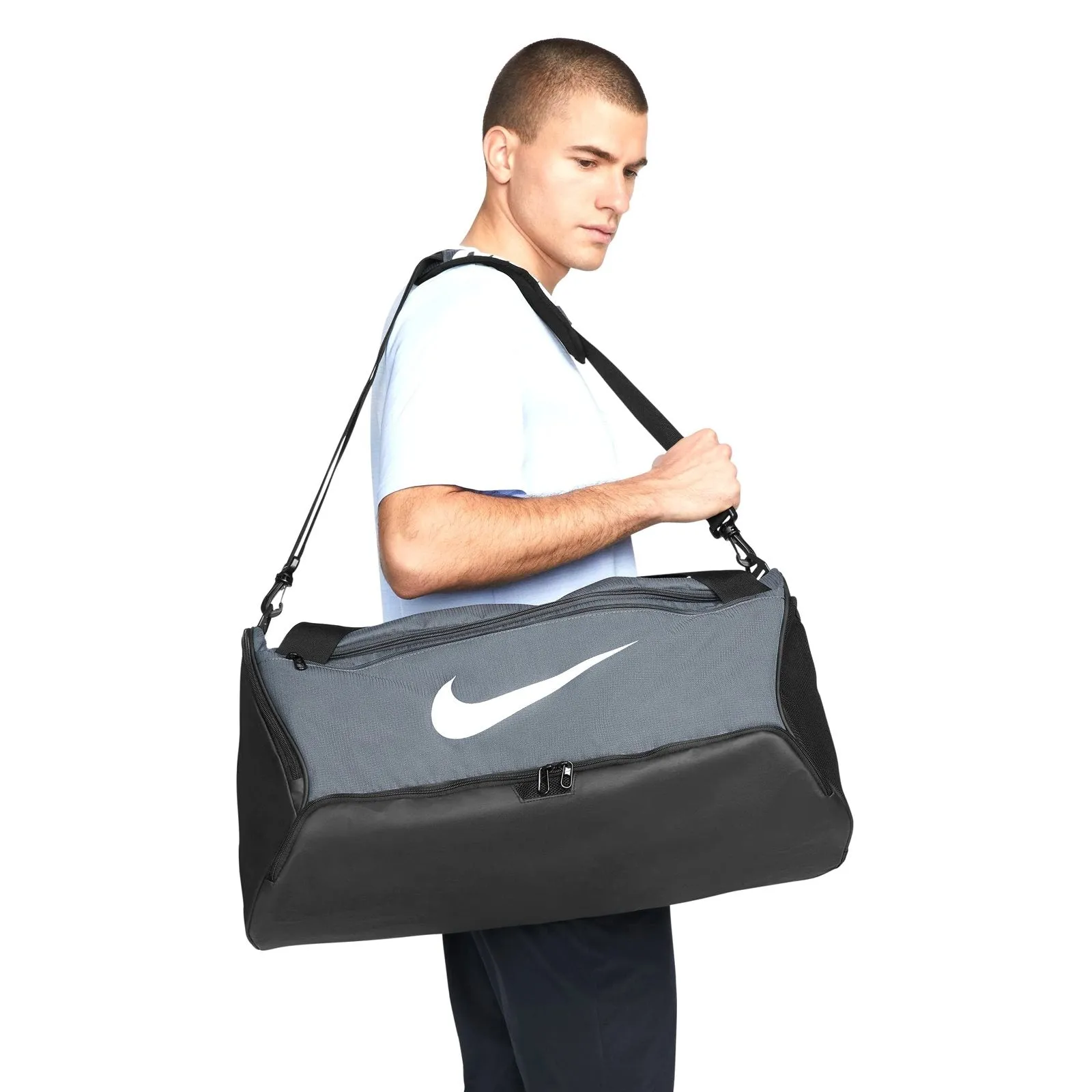 Nike Brasilia 9.5 Duffel Bag Medium Grey