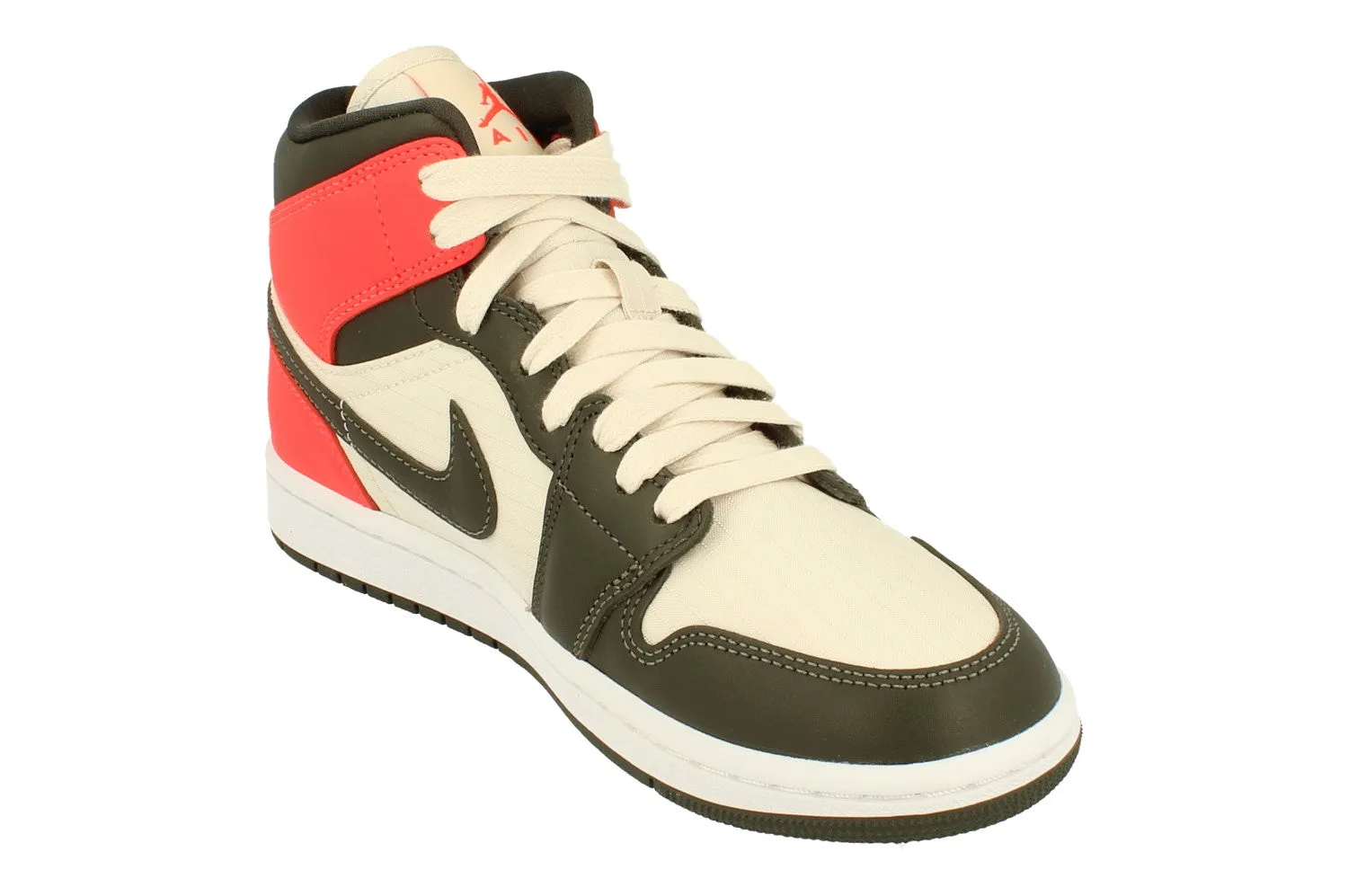 Nike Womens Air Jordan 1 Mid Se Trainers Dq6078 100