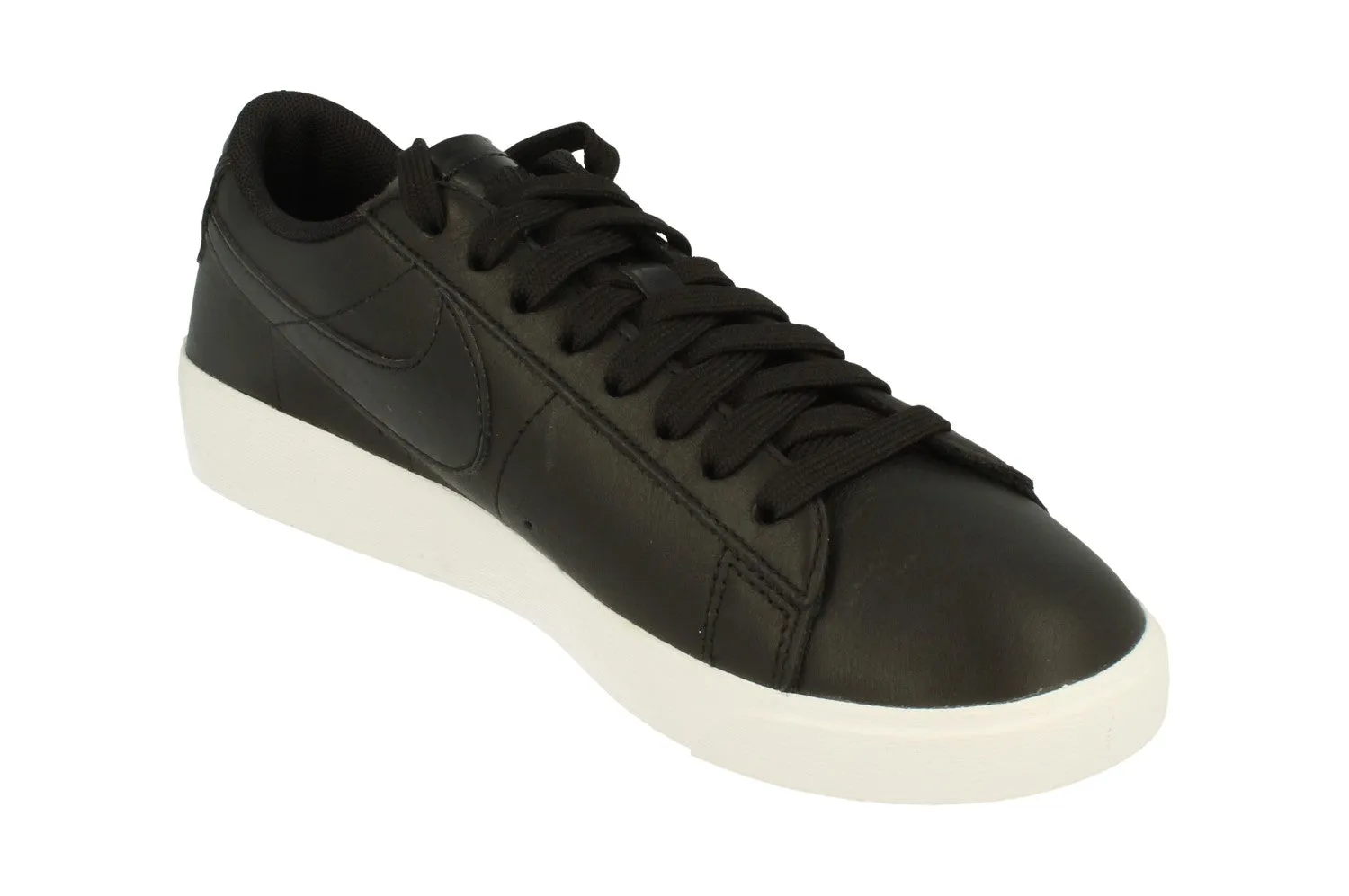 Nike Womens Blazer Low Trainers BQ0033 001