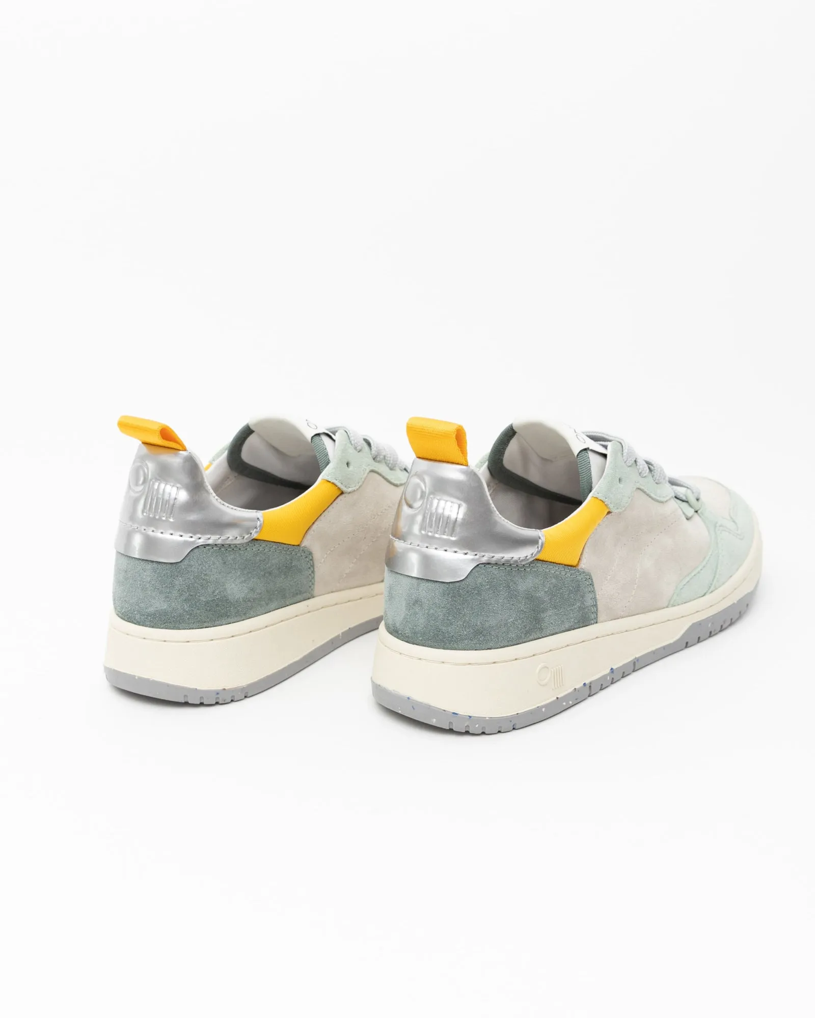 Oncept Phoenix Sneakers in Seafoam Multi