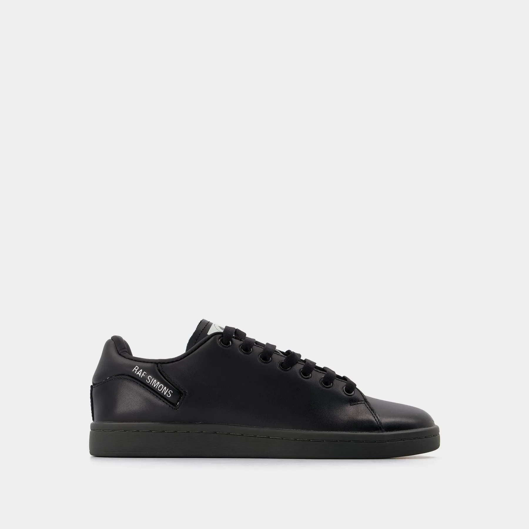 Orion Sneakers in Black Leather